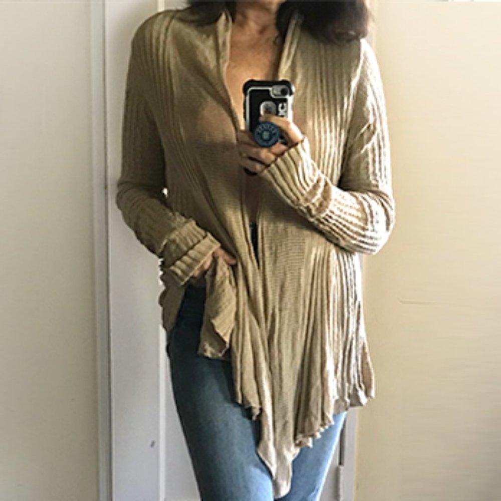 Max Studio Sexy, Tan, Pleated Long Swing Sweater